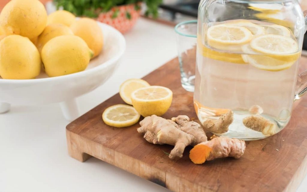 turmeric ginger and lemon juice